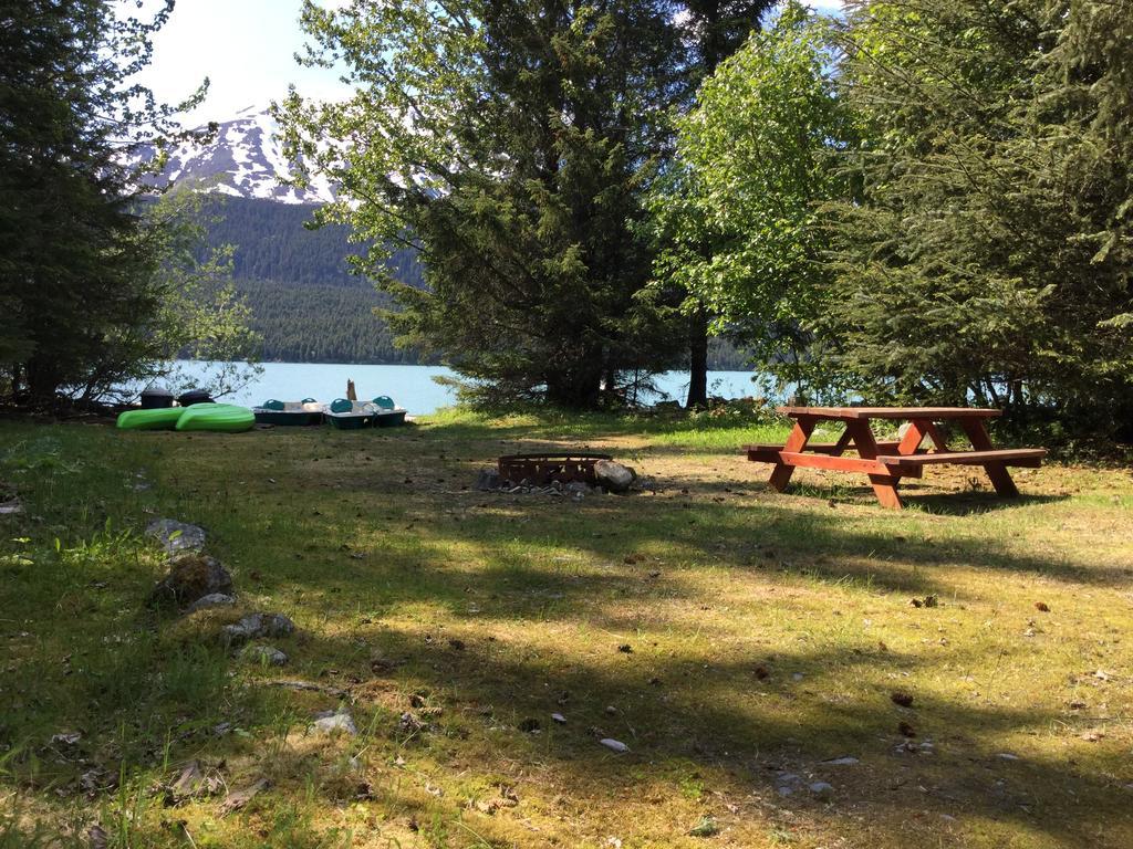 Renfro'S Lakeside Retreat Primrose Exteriér fotografie